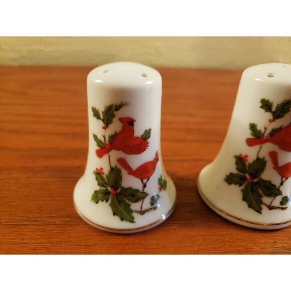 Vintage Lefton Red Cardinal Bird Holiday4 Christmas Salt Pepper Shakers New - Picture 2 of 5